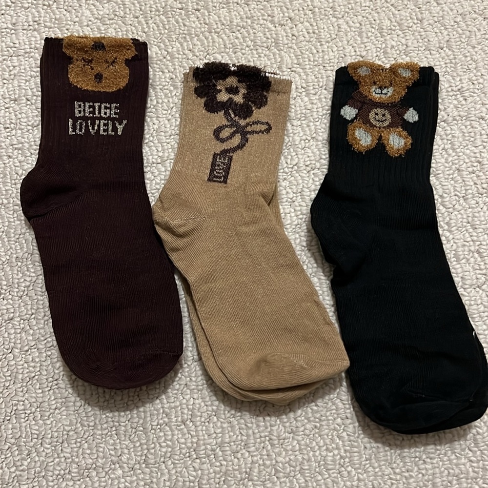 NWT - Set of 3 pairs of ladies socks